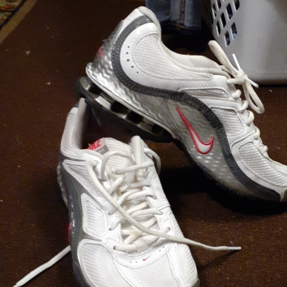 Nike reax run 5